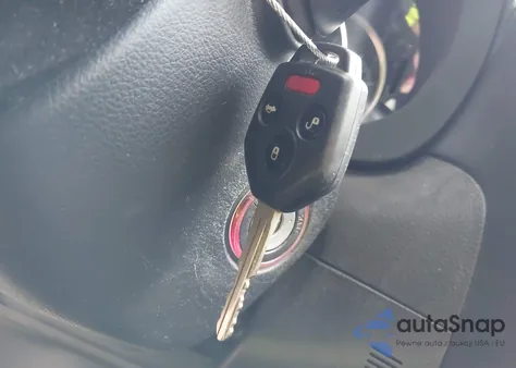 2014 Subaru Xv Crosstrek 2.0I Limited from USA, damaged, VIN JF2GPAKCXE8310755